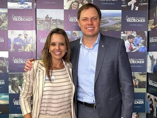 Lucas Redecker e Delegada Nadine.